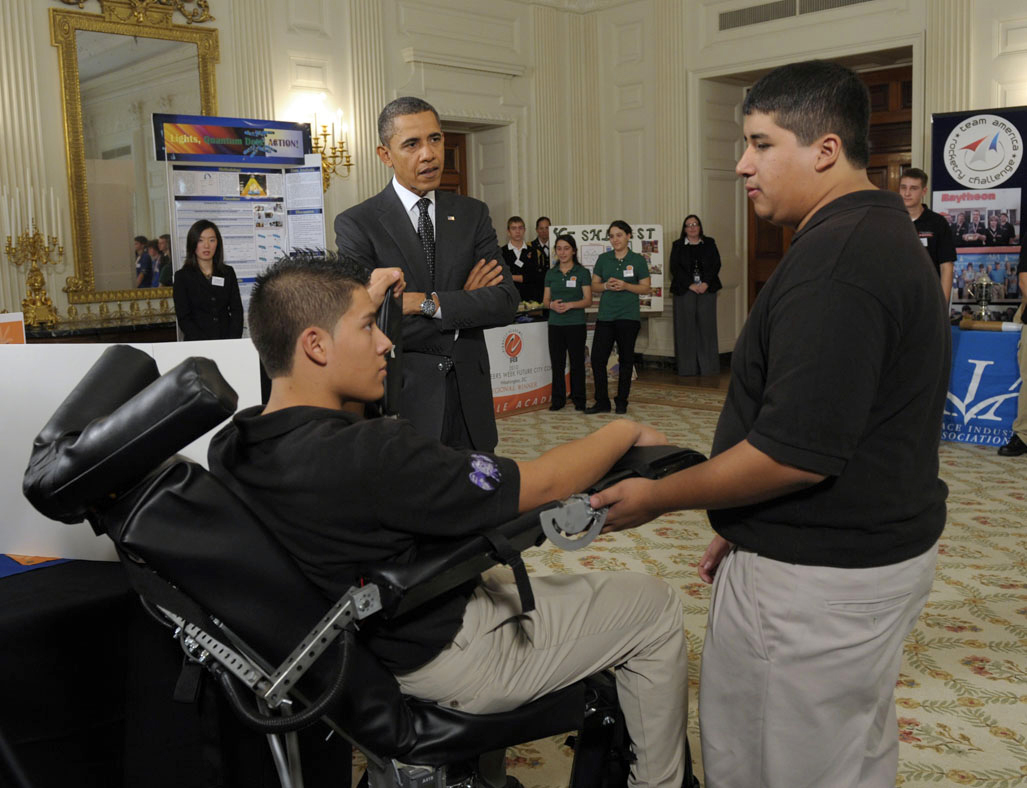 Students with Pres. Obama at White House Science Fair